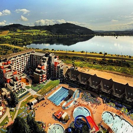 Luxapartmanbesenova Hotel Akvamarin Exterior photo